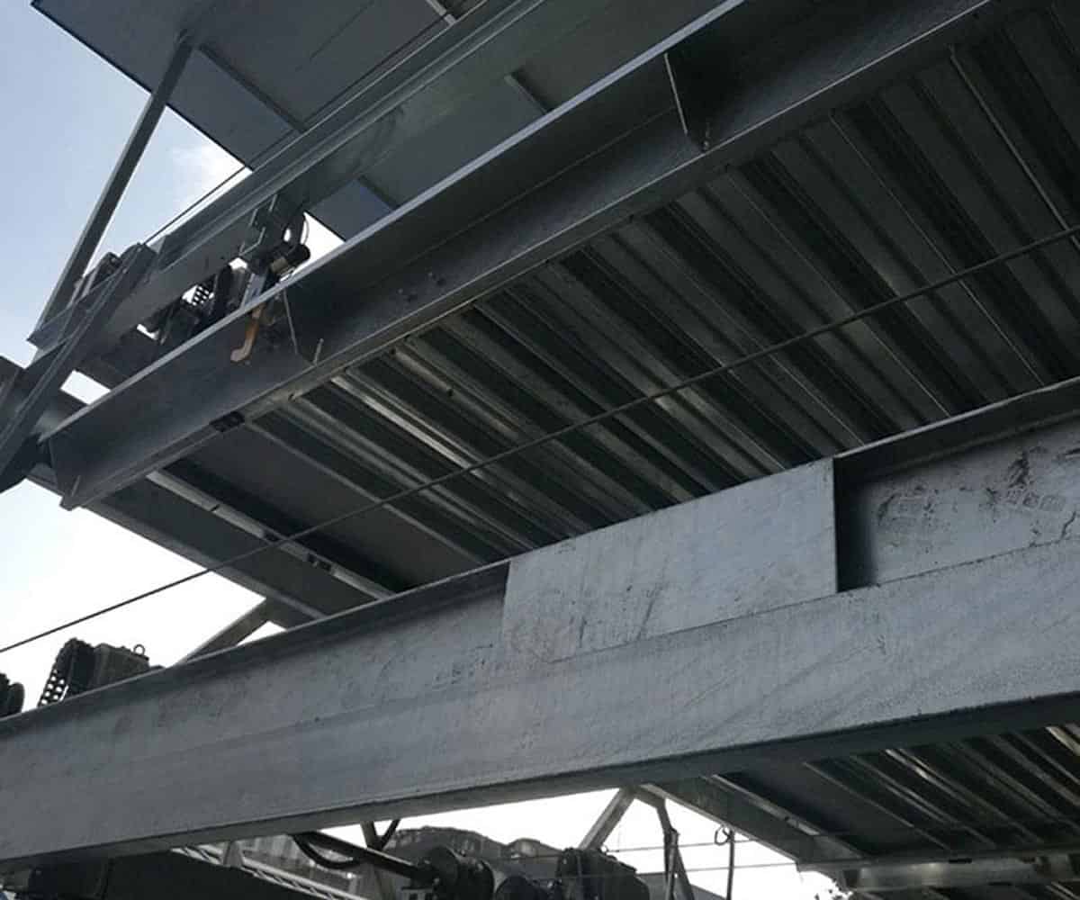 南明如何解決停車難和道路堵塞的問題