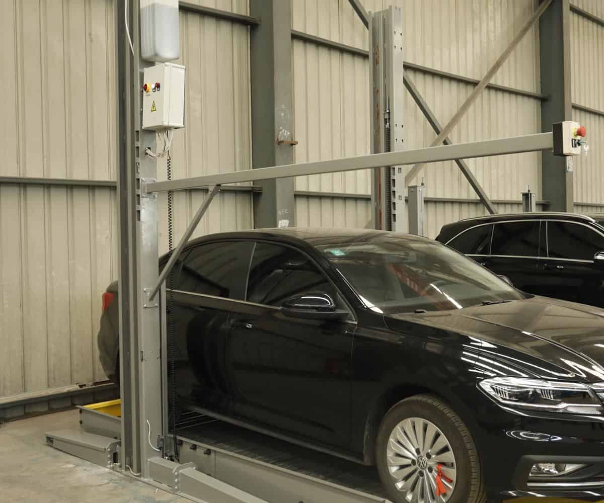 岑鞏二層簡易升降式機(jī)械車庫